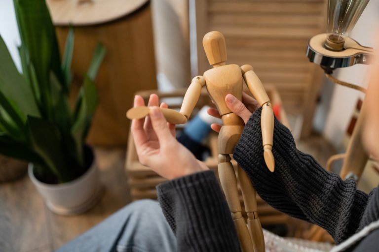 How to Choose the Right Materials for Toy Making